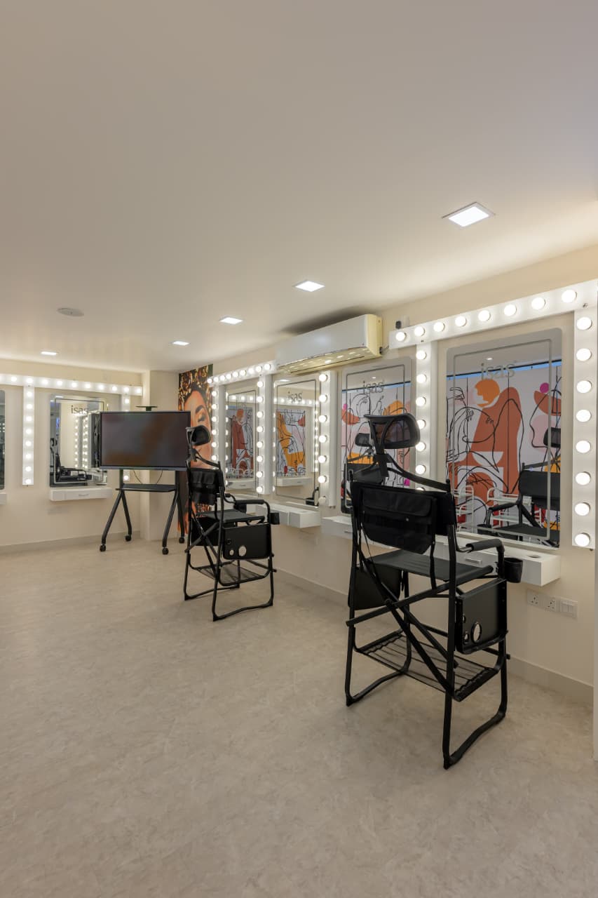 NAIL LAB